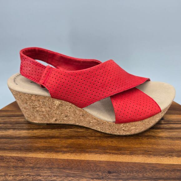 Clarks Annadel Slingback Sandals Womens 10 Red Perforated Leather Wedge Platform - Picture 1 of 8